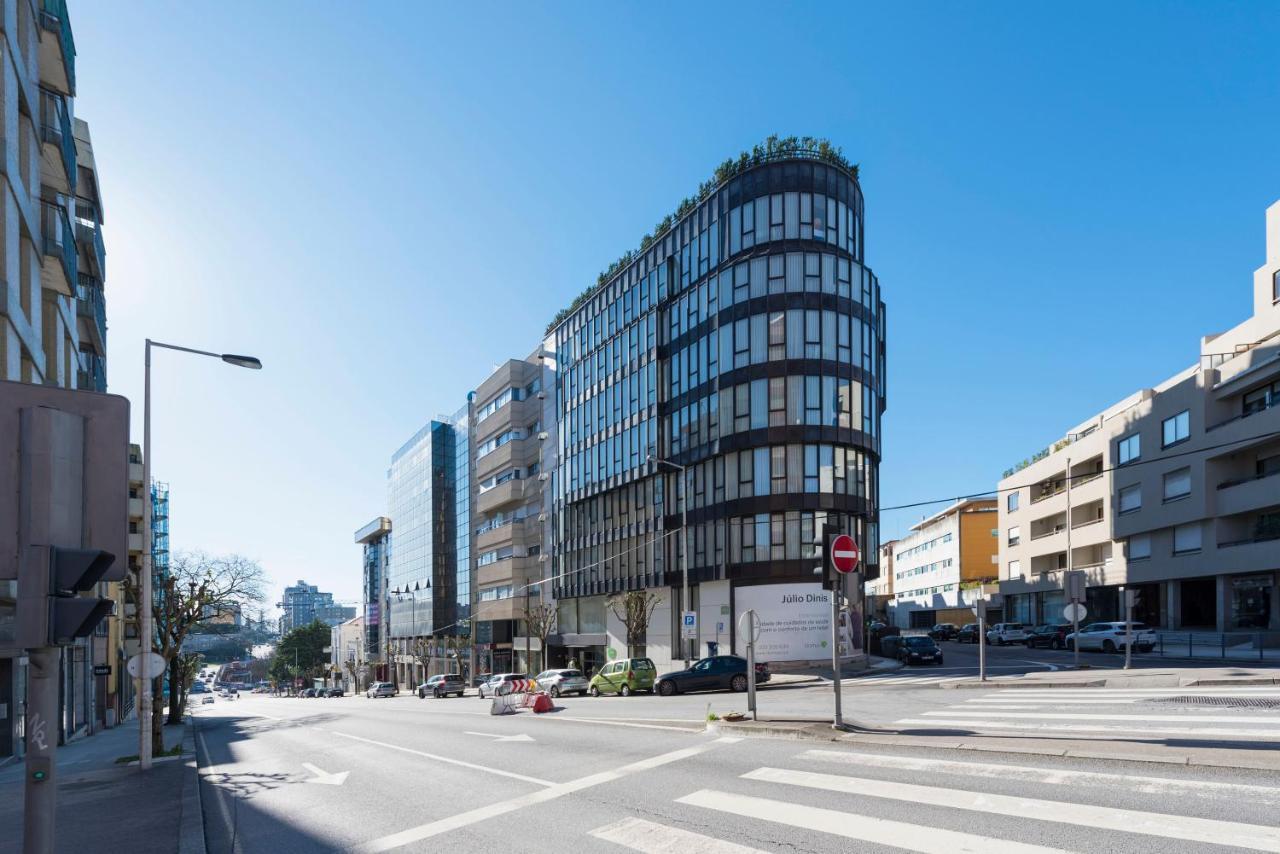 Doispontozero Julio Dinis Apartment Porto Luaran gambar
